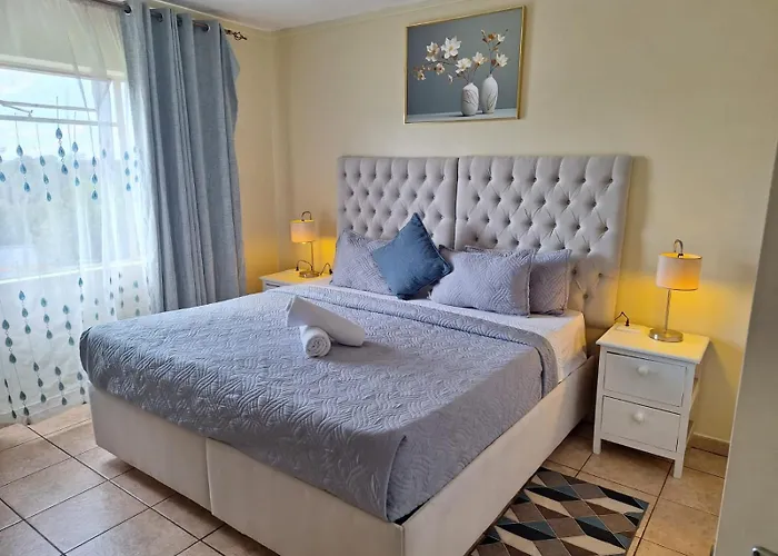 Menlyn Maine Apartments, Menlyn Place