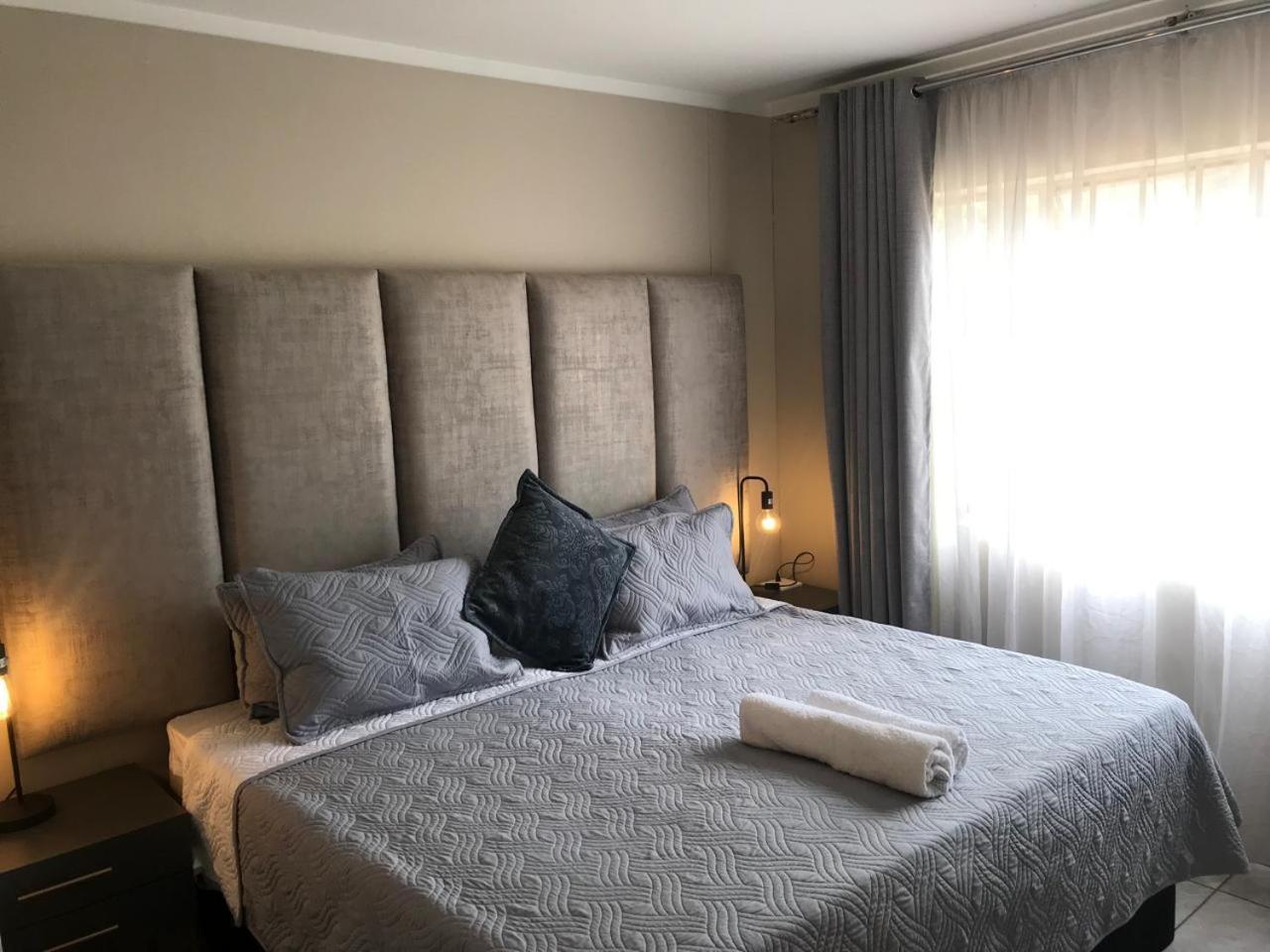 Appartement Menlyn Maine Apartments, Menlyn Place Pretoria-Noord