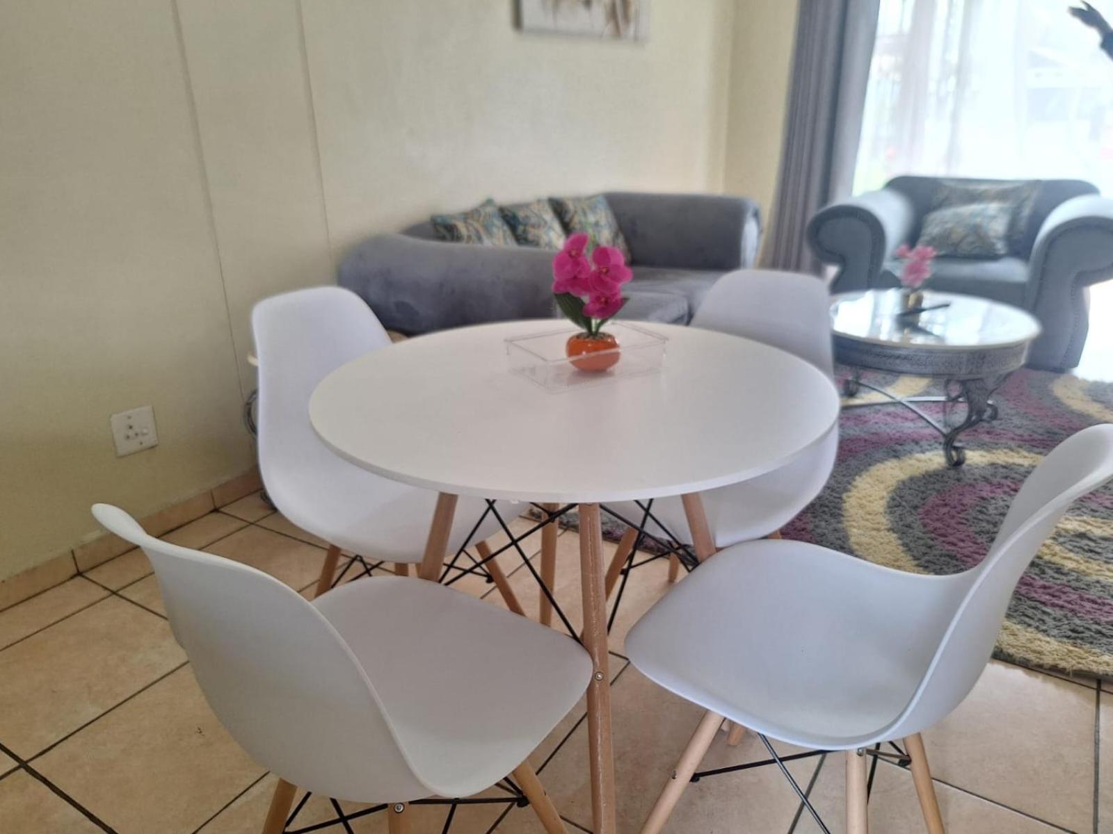Menlyn Maine Apartments, Menlyn Place Appartement